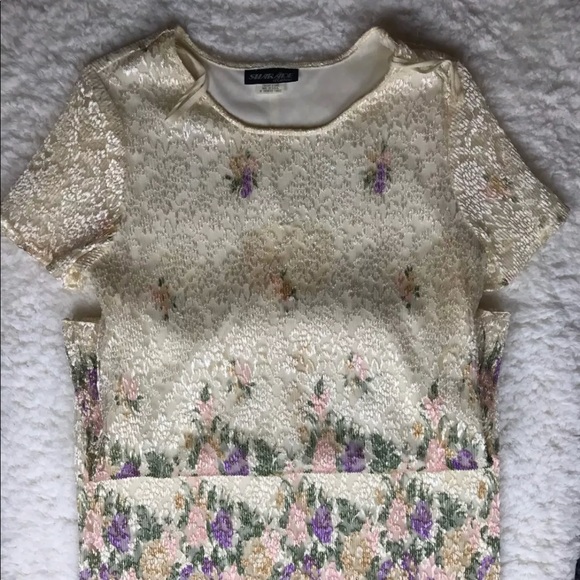 Dresses & Skirts - Shar ade of California beige lacy flowers 18w